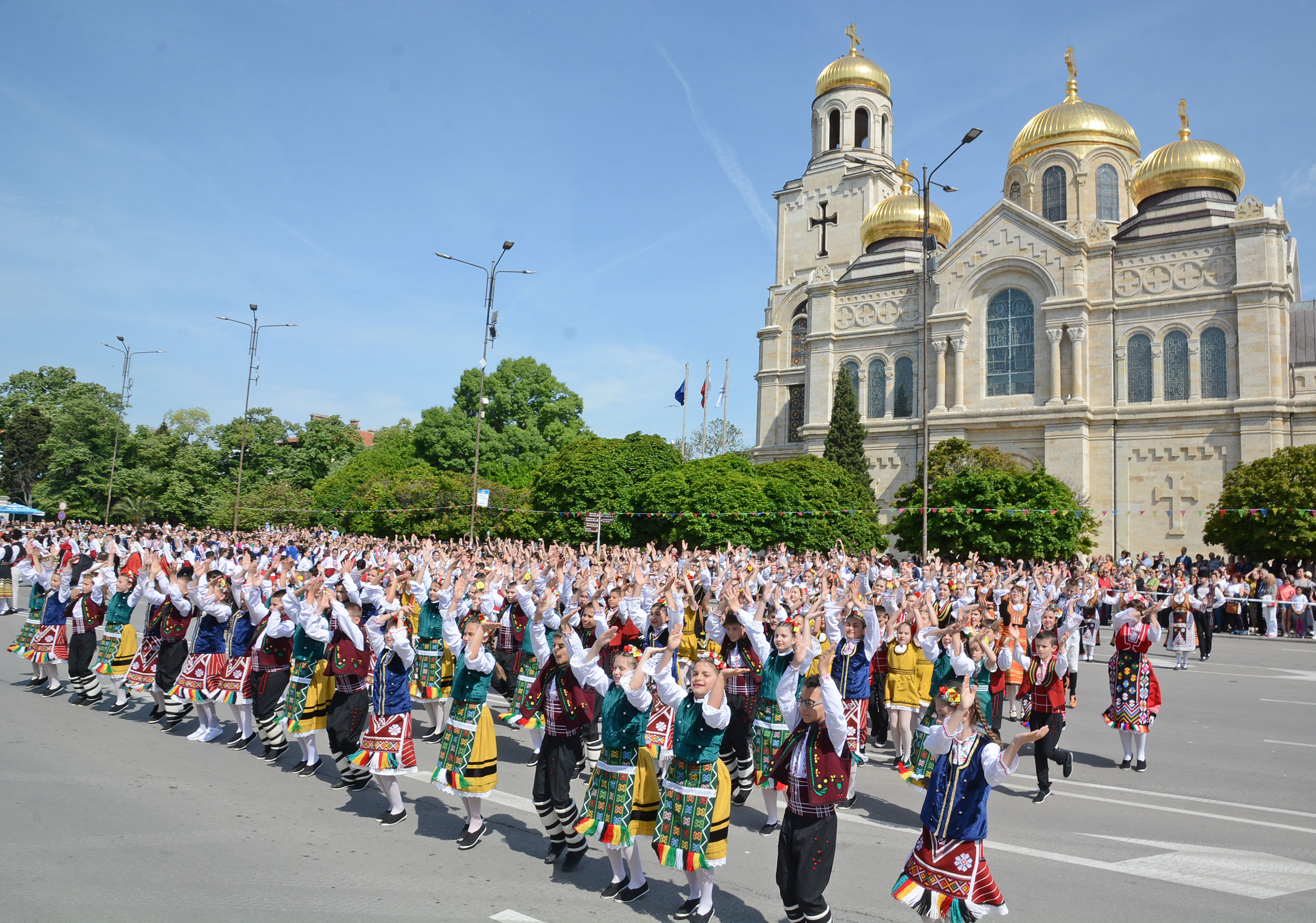 Свързани файлове